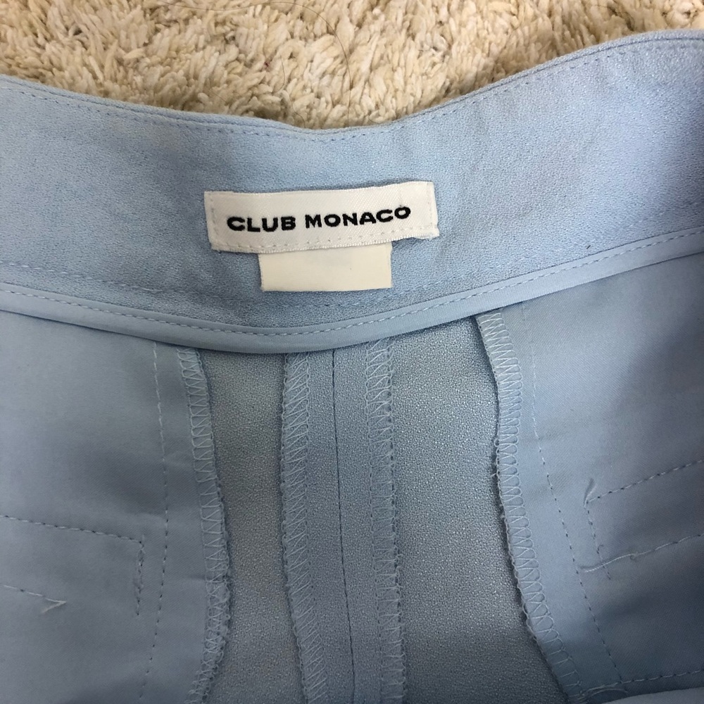 Shorts - Picture 2 of 4